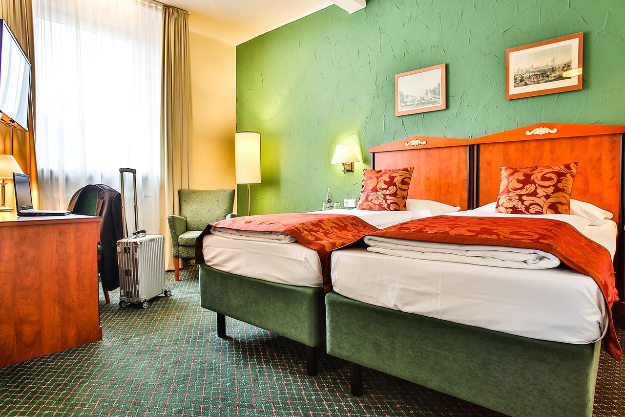 Parkhotel Krone Bensheim Zewnętrze zdjęcie